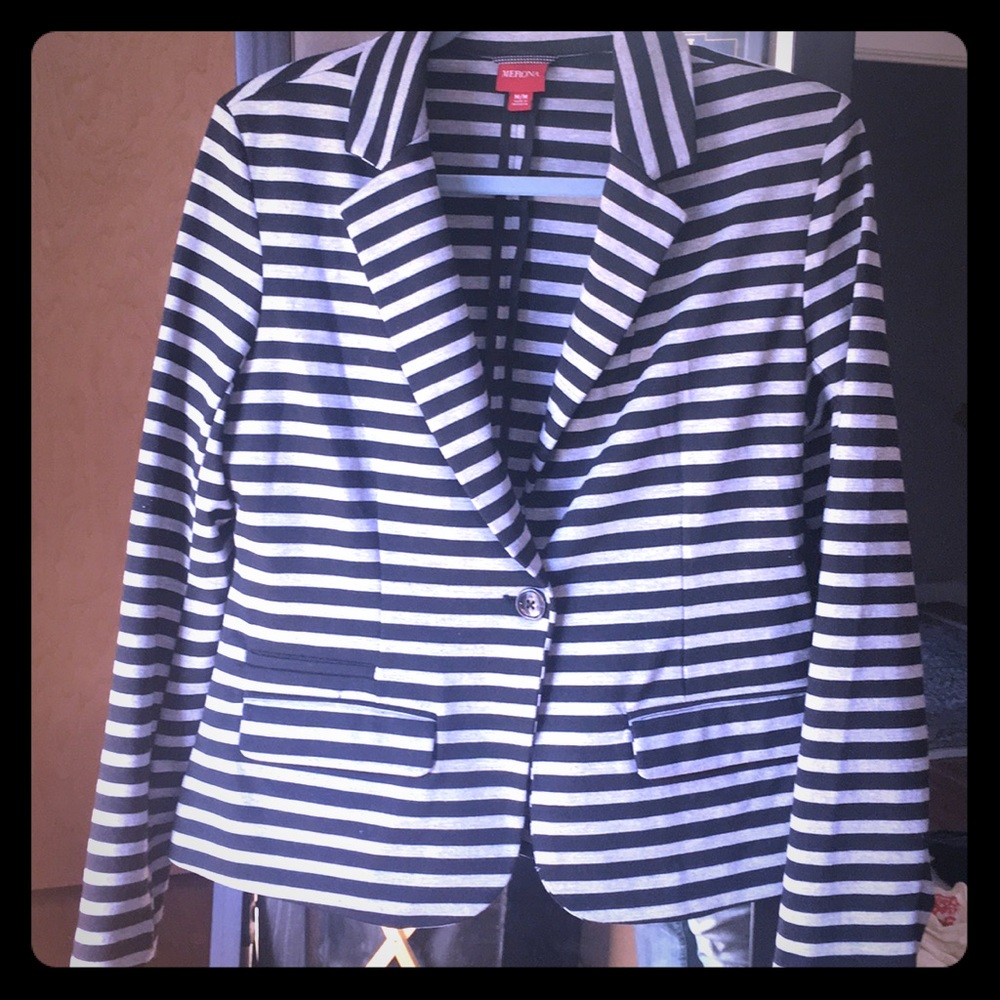 Merona sweatshirt like blazer